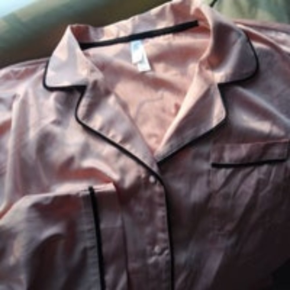 Pink Sleep Top W Black Trim xxl